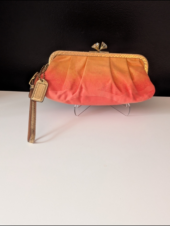 Coach Handbags - Coach Vintage Limited Edition Orange Ombre Gold Frame Clutch w/Crystal Kisslock